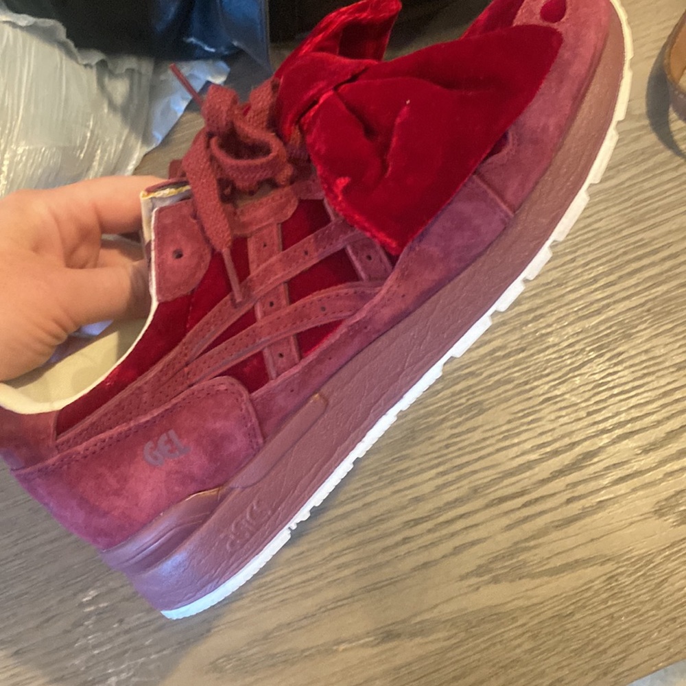 Disney ASICS - Picture 4 of 4